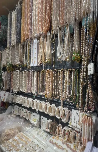 Pearl jewelry