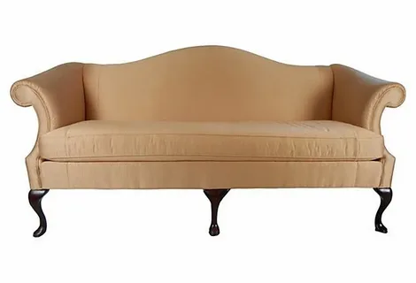 Camelback couch WOZO Sourcing